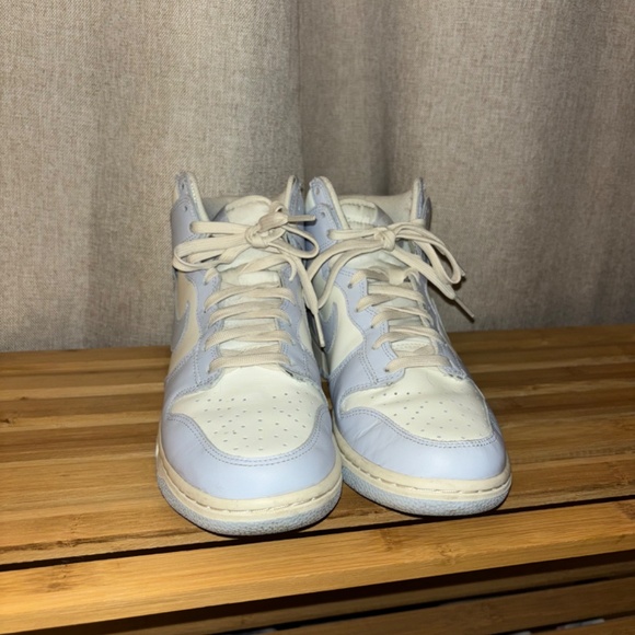 Nike Dunk High in Light Blue Grey - Picture 2 of 5